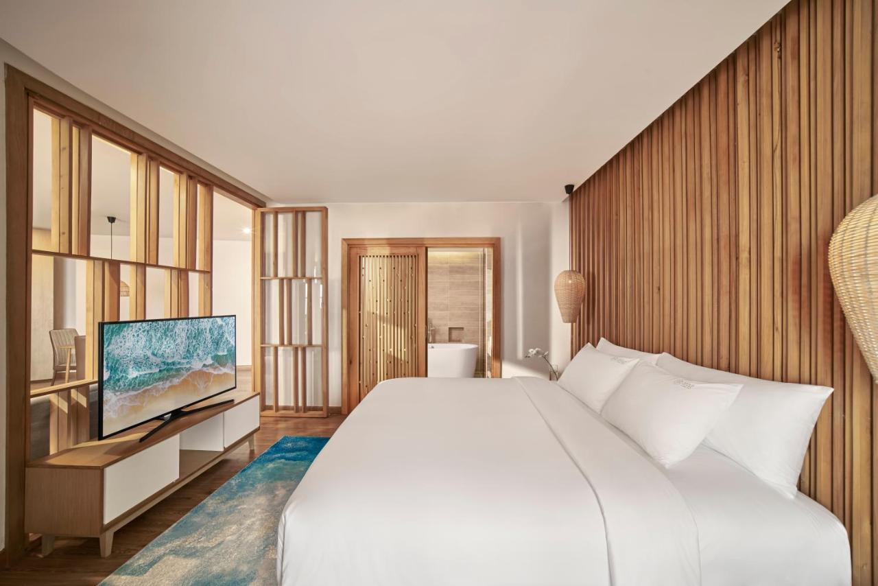 Vias Hotel Vung Tau - Transportation Included Экстерьер фото Deluxe Ocean View