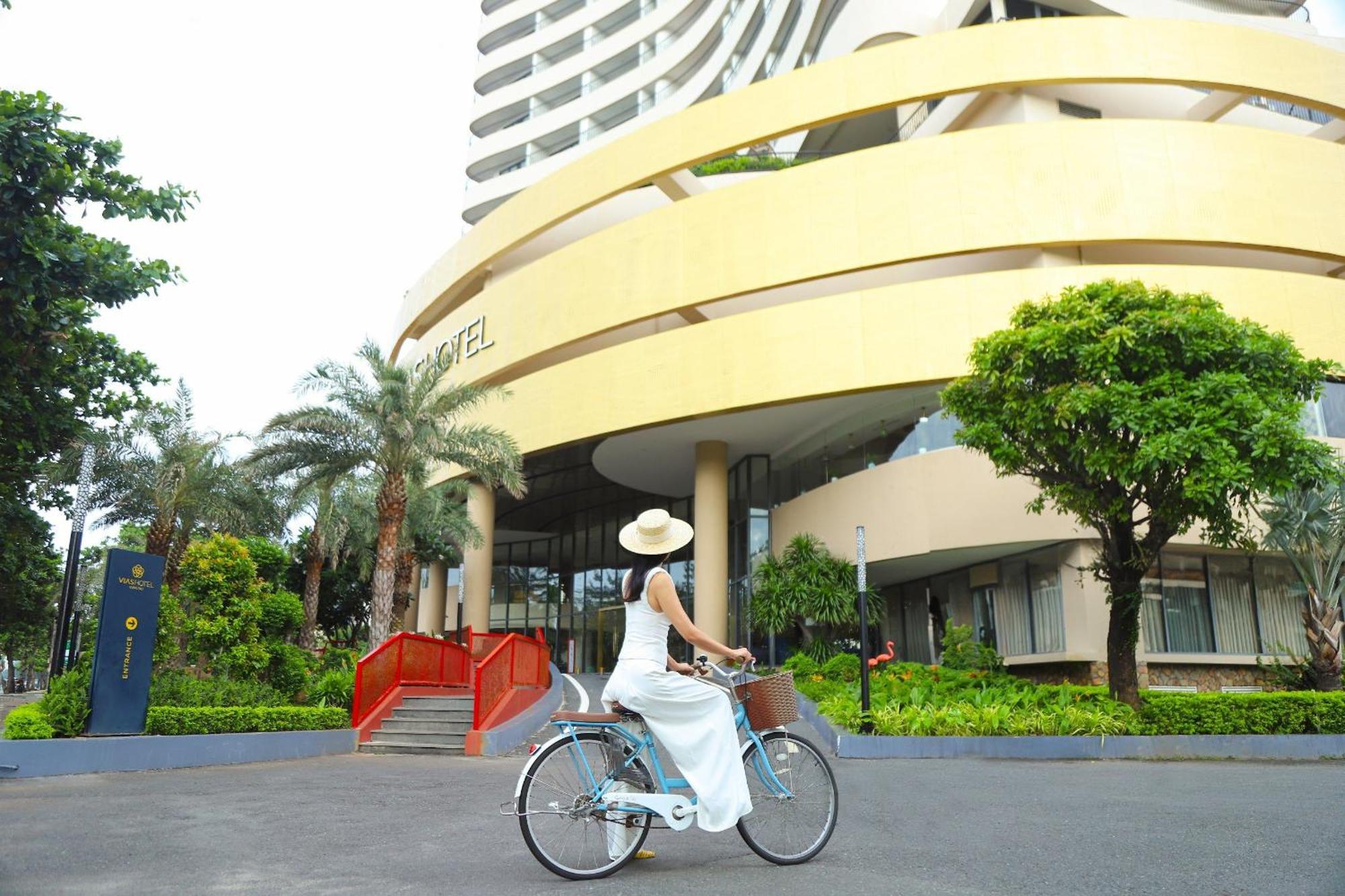 Vias Hotel Vung Tau - Transportation Included Экстерьер фото Vinpearl Hotel Nha Trang